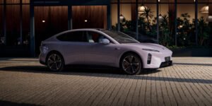 NIO ET5 2025 — مراجعة شاملة | شووف موتور